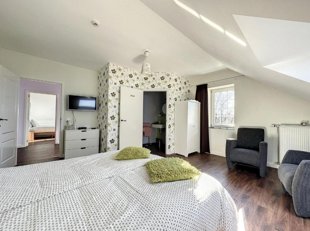 Bed and Breakfast La Cour De Grandmenil Manhay Экстерьер фото