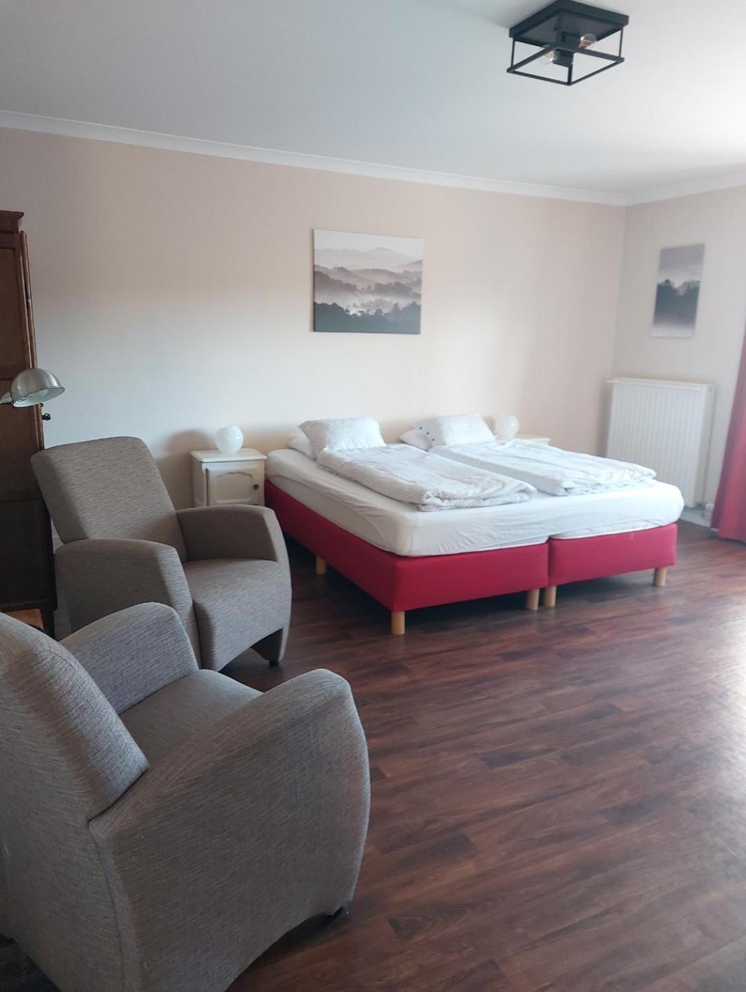Bed and Breakfast La Cour De Grandmenil Manhay Экстерьер фото